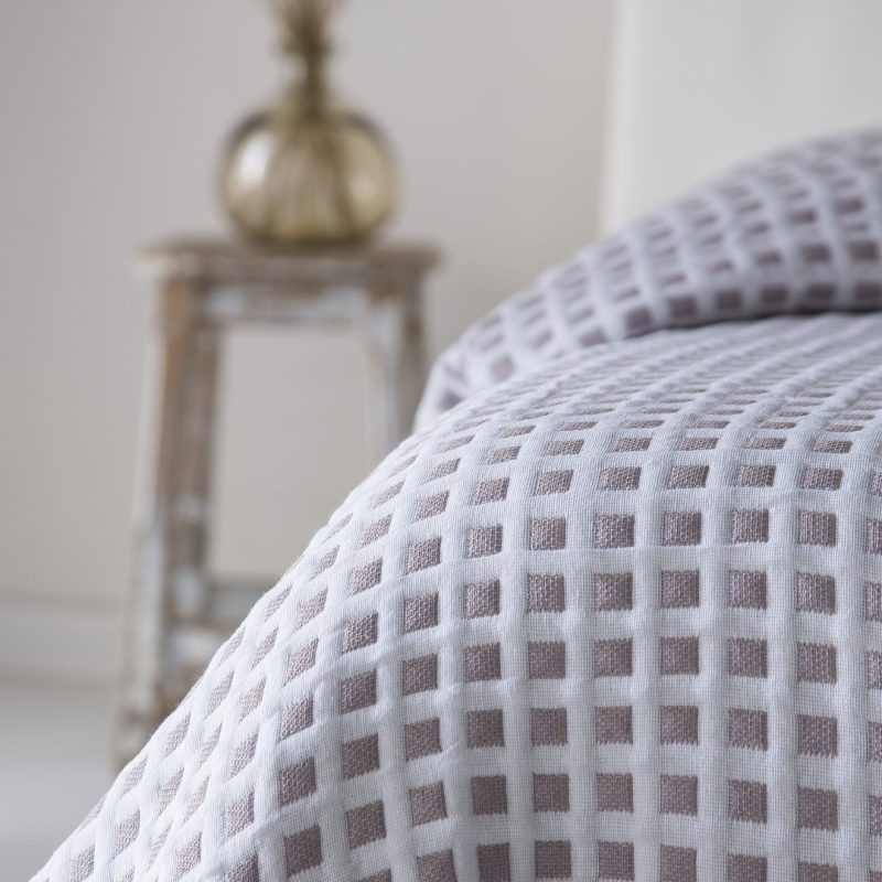 Colcha Jacquard Emily Malva - Imagen 2
