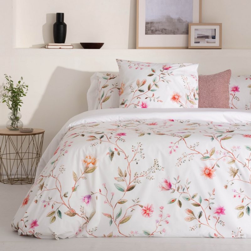 Funda nórdica con Flores delicadas